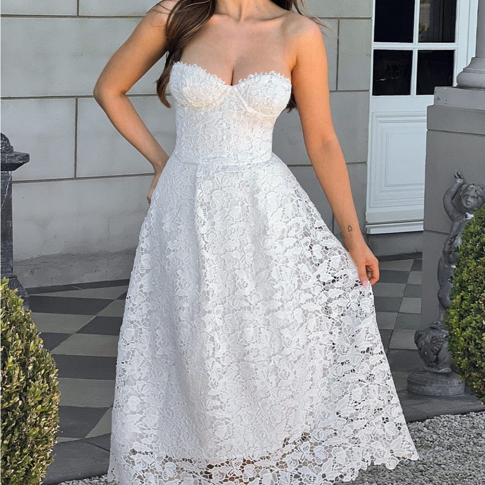 Babyboo Fashion Ishani Ivory Midi Dress NWT